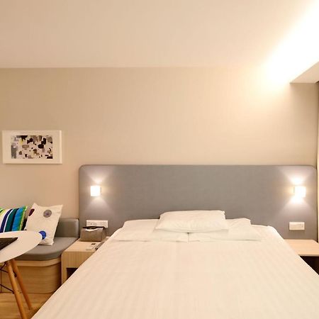Grande Chambre Dans Charmante Maison Alsacienne Herrlisheim Екстериор снимка